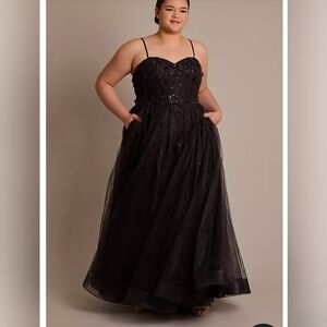 NWT David's Bridal Jules and Cleo Black Tulle Prom Dress Ball Gown Floral Lace